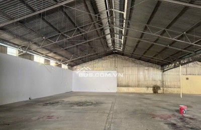 Cho thuê kho xưởng 1100m2 Thạnh Xuân Quận 12