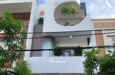 Nhà 3 tầng xây mới 100% đường Hoà Minh 14 ngay cổng trường Lương Thế Vinh