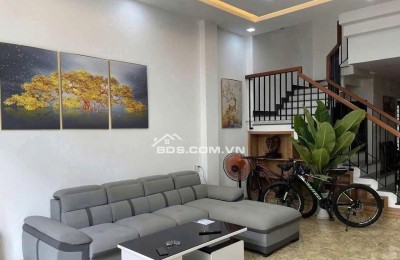 Bán nhà 3 tầng MT đường Phan Phu Tiên - Gần biển