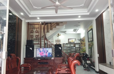 BÁN NHÀ 2.8 TỶ 3 TẦNG 47M2 NGÕ 2 Ô TÔ TRÁNH NHAU ĐƯỜNG MỸ XÁ