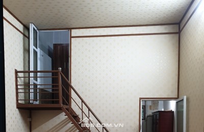 BÁN NHÀ 750 TRIỆU 1 TẦNG SẠCH ĐẸP 25M2 ( ĐÔNG BĂC ) NGÕ CHỢ KÊNH