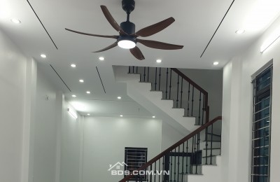 BÁN NHÀ ĐẸP 1.98 TỶ 3 TẦNG 52M2 ( ĐÔNG NAM ) NGÕ TRẦN HUY LIỆU