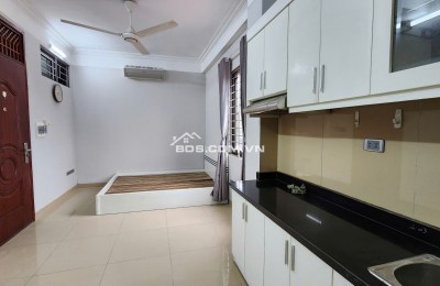 Cho thuê CCMN siêu sang phố Nguyễn Đình Hoàn Cầu Giấy, từ 3.2tr/th Lh:0913506880.