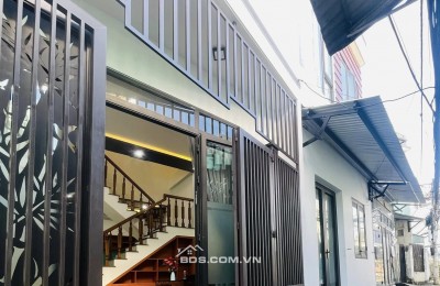 Nhà 2 tầng 2 mê kiệt Ô tô FULL nội thất Y hình  - gần đường chính TÔ HIỆU