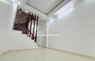 BÁN NHÀ  1.65 TỶ 2.5 TẦNG 32M2  SẠCH ĐẸP NGÕ RỘNG ĐƯỜNG 19/5