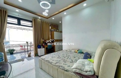 Bán nhà HXH Nguyễn Duy Cung 90m2(4*23m) tặng nội thất 5 tầng mới 100% Sát Emart nhỉnh 9 tỷ