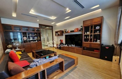 Bán Mặt phố Quan Thổ 1 , Đống Đa. dT 94m2 6T mặt tiền 5,4m giá 38 tỷ.LH :0383426696