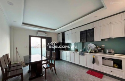 Cho thuê nhà Nguyễn Chính,  Thịnh Liệt - Hoàng Mai  35m 6 tầng oto đỗ cửa , ngủ trong nhà  Nội thất đẹp  Giá 16tr. Lh 09 15554845