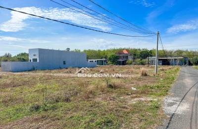 BÁN 5 LÔ 5X42=228M2 THỔ CƯ SHR, ĐỐI DIỆN KCN, DÂN CƯ ĐÔNG, GIÁ 385TR