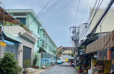 Chỉ 6 tỷ 390 nhà 2 tầng MT Phùng Tá Chu Quận Bình Tân