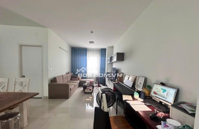 Căn hộ 3PN, 2WC, Căn góc, Chung cư Screc tower, Quận 3, Giá 15tr/tháng