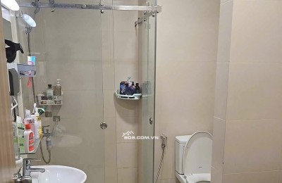 Chung cư Sky Center, Phổ Quang, P2, TB: Officetel, Nội thất mới, 11tr5/th.