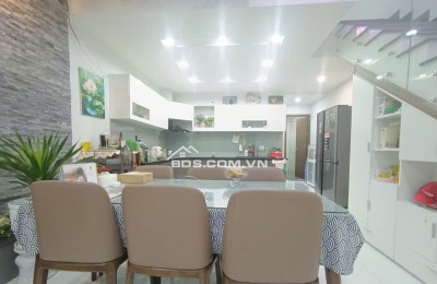 CHO THUÊ 3 TẦNG ĐƯỜNG HÓI KIỂNG-NAM HOÀ XUÂN- NGŨ HÀNH SƠN_15tr