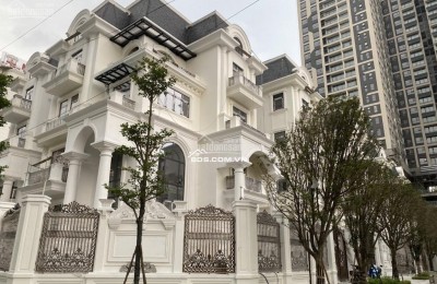 Chính chủ Bán biệt thự Đẳng cấp KĐT Dịch Vọng - Cạnh CV Cầu Giấy - 306m2 x 4T 1 hầm, 91 tỷ