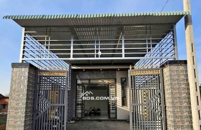 CHÚ 7 BÁN GẤP NHÀ TX- TRẢNG BÀNG – GIÁ 650 TRIỆU 114m2 SHR