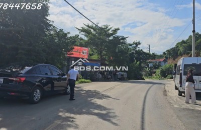 TRUNG TÂM TÂN XÃ, CÁCH HỒ 300M, 3 ÔTÔ TRÁNH, ĐỐI DIỆN ĐH FPT, ĐHQG, NGAY TUYẾN METRO, 119M