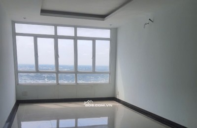 Giai Việt, Chuyển nhượng căn hộ tại trung tâm quận 8