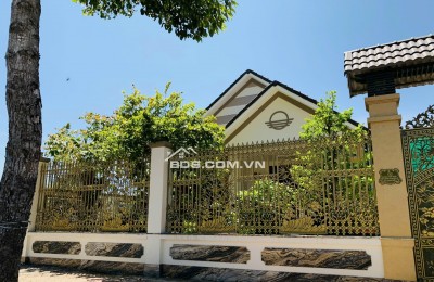 Bán gấp nhà mặt tiền đường Nguyễn Trãi, Long Điền, Bà Rịa Vũng Tàu (có Thương lượng)