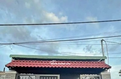  BÁN GẤP NHÀ CẤP 4 – TRUNG TÂM THỊ TRẤN CỦ CHI 880 TRIỆU 100m2