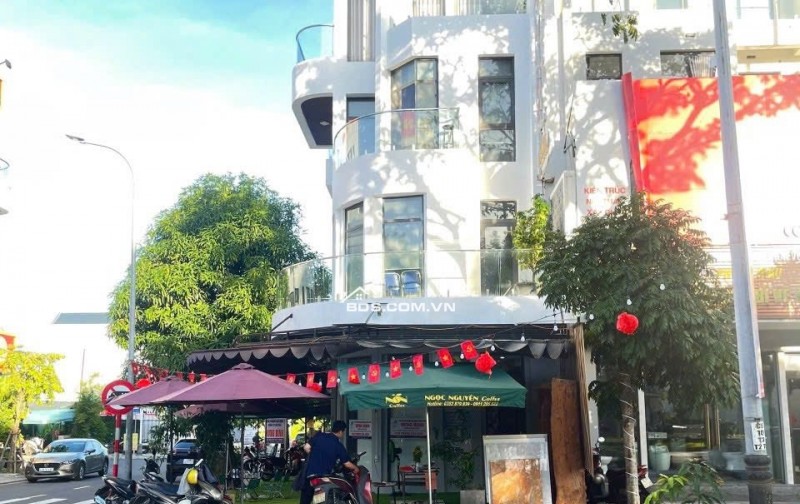 Shophouse 4.5 tầng 2 Mặt Tiền Nguyễn Sinh Sắc và Hoà Phú 32