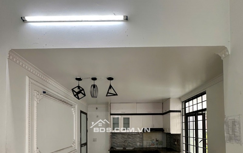 BÁN NHÀ ĐẸP 1.89 TỶ 2 TẦNG 57M2 NGÕ  NGẮN KHU HỒ ĐẦM BÉT