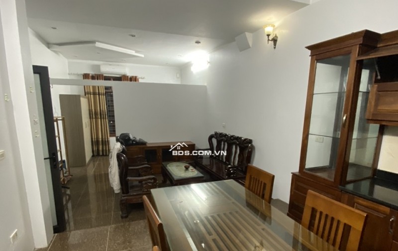 Cho thuê Căn hộ dịch vụ 1N1K Full đồ mới, 2 thoáng tại 116 Phan Kế Bính, Ba Đình. Chỉ 5tr