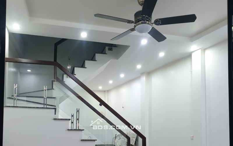 BÁN NHÀ 1.45 TỶ 2 TẦNG XÂY MỚI 38M2 NGÕ NGẮN ĐƯỜNG ĐIỆN BIÊN