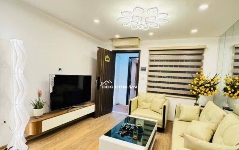 Nhà Đẹp Ở Luôn Quỳnh Mai, Hai Bà Trưng 70m, giá 4,35 tỷ.