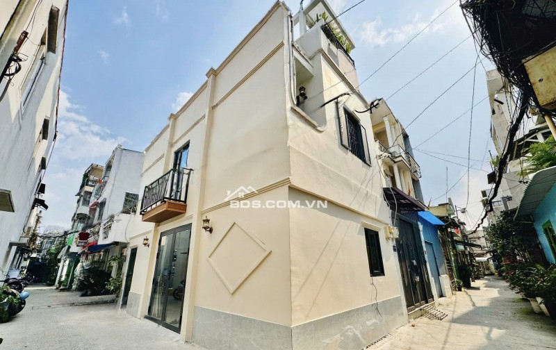 LÊN SÀN CĂN NHÀ 2MT 417 QUANG TRUNG, NGAY TRUNG TÂM ỦY BAN QUẬN GV, LH:0901754355