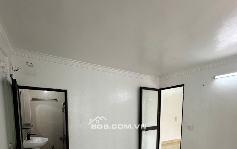 BÁN NHÀ ĐẸP 1.89 TỶ 2 TẦNG 57M2 NGÕ  NGẮN KHU HỒ ĐẦM BÉT