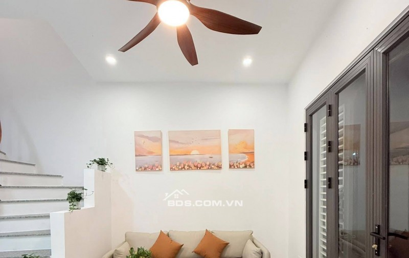 Nhà Đẹp Gần Phố, Khương Trung, Thanh Xuân 28m, 4 tầng, mt 4m, giá 6.9 tỷ.