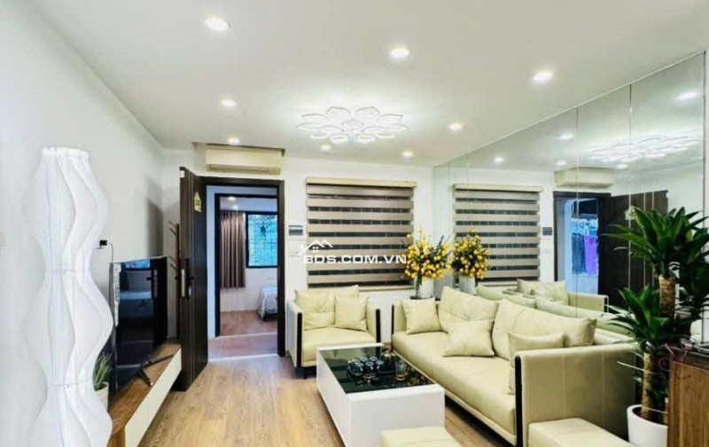 Nhà Đẹp Ở Luôn Quỳnh Mai, Hai Bà Trưng 70m, giá 4,35 tỷ.