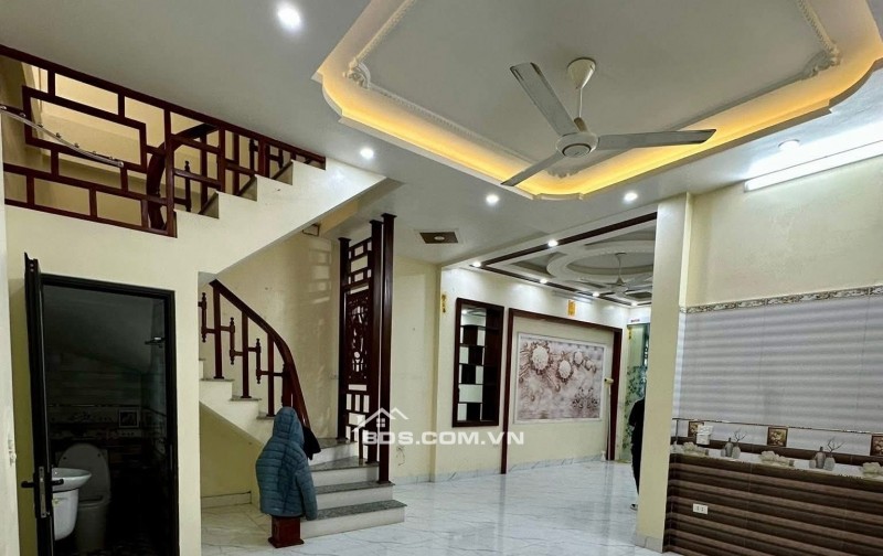 BÁN NHÀ ĐẸP 2.35 TỶ 3 TẦNG 52M2 ( ĐÔNG NAM ) NGÕ ĐƯỜNG KÊNH