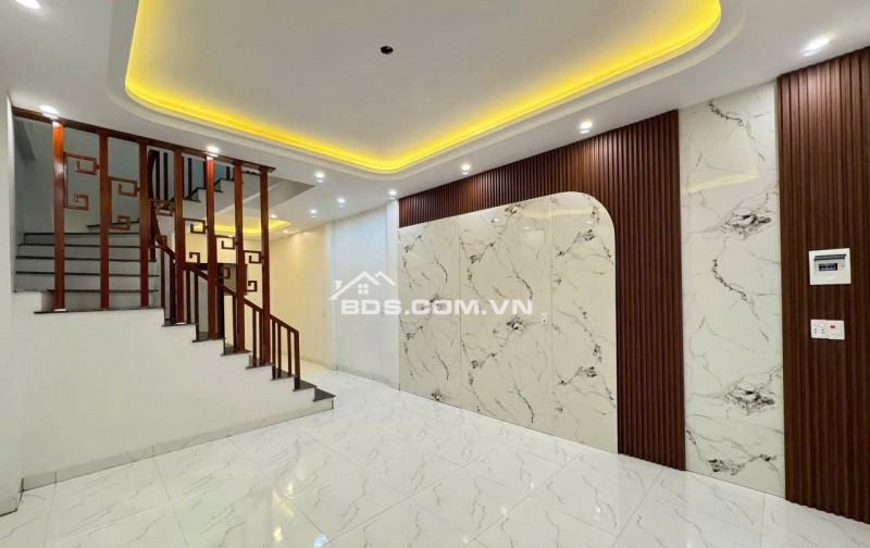 BÁN NHÀ ĐẸP 2.55 TỶ 3 TẦNG 46M2 NGÕ THẲNG KHU HỒ ĐẦM BÉT