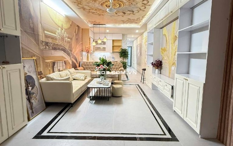 Bán căn hộ tập thể tầng 1 tại Trung tâm quận Hai Bà Trưng chỉ nhỉnh 4 tỷ