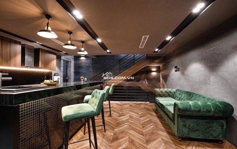 Bán nhà MT đường Tân Trụ 5 tầng ngang 9m sát Emart dòng tiền 33tr/tháng nhỉnh 16 tỷ.