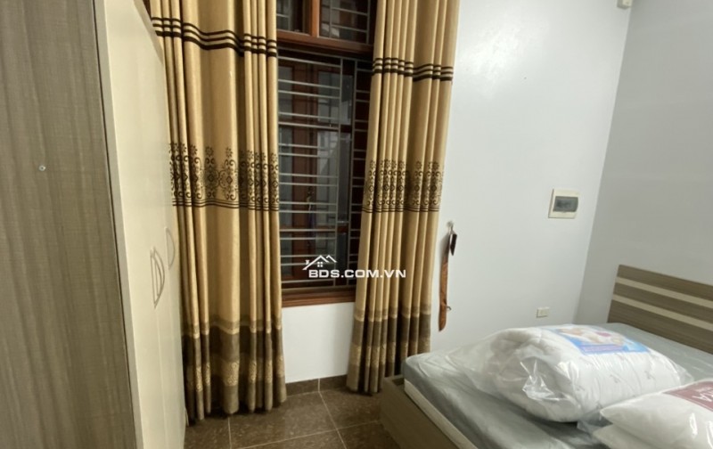 Cho thuê Căn hộ dịch vụ 1N1K Full đồ mới, 2 thoáng tại 116 Phan Kế Bính, Ba Đình. Chỉ 5tr