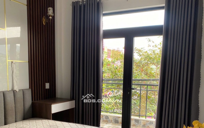 Bán nhà 2 tầng đường ĐỒNG XOÀI - đường rộng 10,5m trục kinh doanh