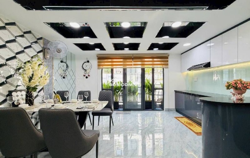 Bán nhà HXH Trường Chinh 3 tầng 70m2(5*14) gần Pandora Trường Chinh tặng full NT chỉ 7.5 tỷ