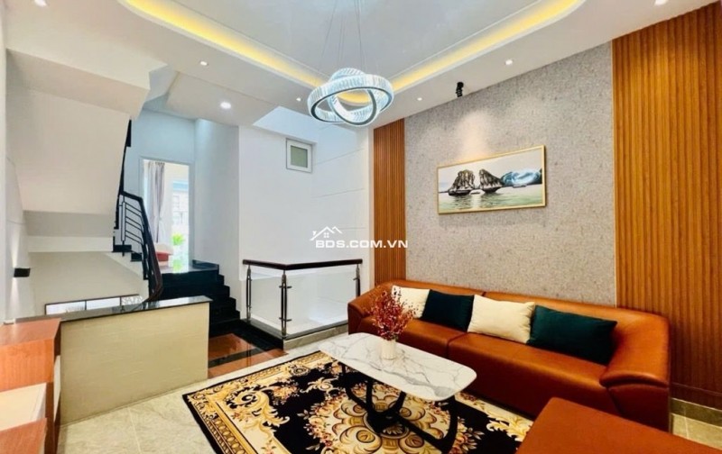 Bán nhà 3 tầng HXT đường Nguyễn Sỹ Sách 93m2(4.2*22) gần công viên vào ở ngay nhỉnh 5 tỷ