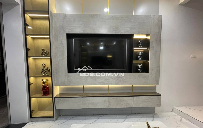 Nhà Đẹp Ngõ Văn Chương, Đống Đa 20m, 5 tầng, giá 5.6 tỷ