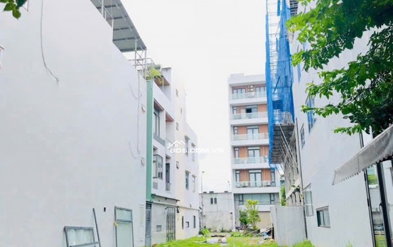 Bán nhà 3 tầng 3 mê đường Phú Xuân 2 - Kẹp công viên 10m bên hông