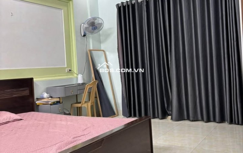 BÁN NHÀ 3.6 TỶ 3.5 TẦNG 54M2 MẶT ĐƯỜNG NHÁNH TRUNG TÂM BÃI VƯỢT