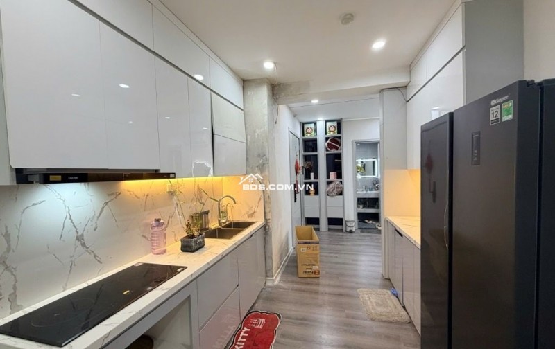 Bán căn hộ đẹp tòa CT1 B2  Tp Giao Lưu căn góc 54m2 2N1VS giá 4,89 tỷ