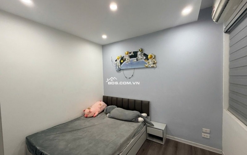 Bán căn hộ đẹp tòa CT1 B2  Tp Giao Lưu căn góc 54m2 2N1VS giá 4,89 tỷ