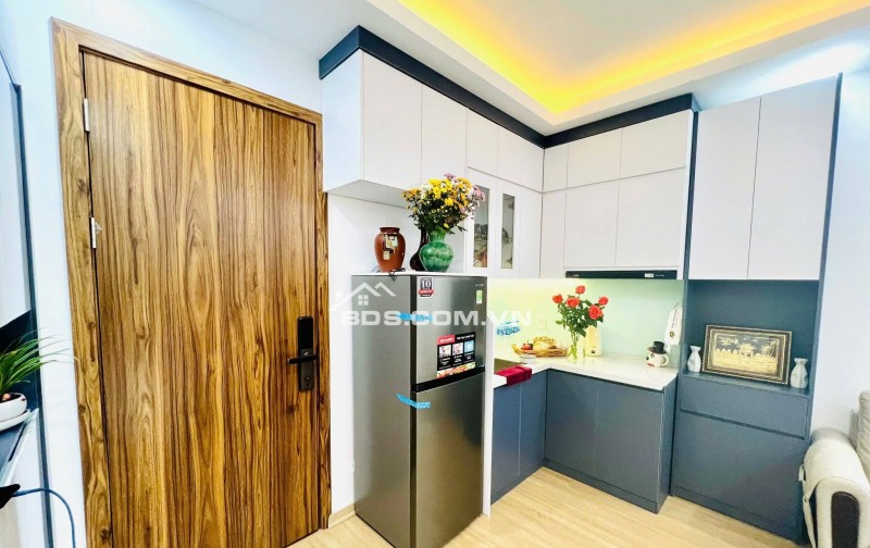 Nhà Đẹp Ở Luôn Hoàng Quốc Việt, Cầu Giấy 65m, giá 3.98 tỷ.