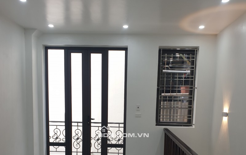 BÁN NHÀ  1.9 TỶ 4 TẦNG 30M2 CÁCH 2 NHÀ RA MẶT ĐƯỜNG NGUYỄN TRÃI