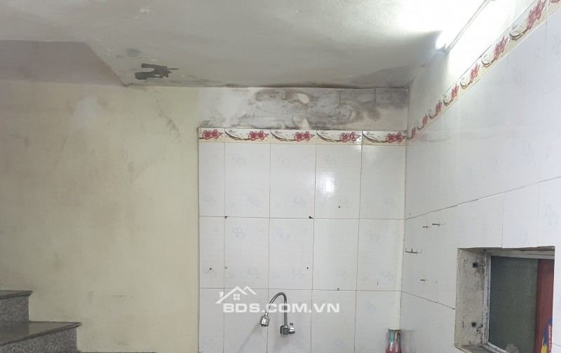 BÁN NHÀ 1.15 TỶ 1.5 TẦNG 31M2 ( TÂY NAM ) NGÕ ĐƯỜNG THÁI BÌNH