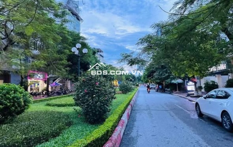 Bán nhà BT KĐT Văn Quán DT 210m2, 4 Tầng, MT 10m, Giá 77.8 tỷ Hà Đông