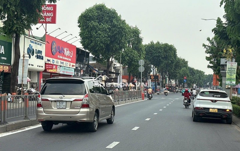 Bán nhà đẹp Nguyễn Tư Giản 4 tầng 63m2(4.2x15m) tặng NT HXT gần chợ Phạm Văn Bạch nhỉnh 6 tỷ